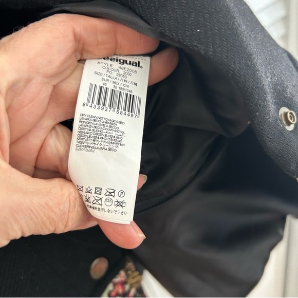 Desigual Convertible Wool Tapestry Coat Like New! - Picture 15 of 16